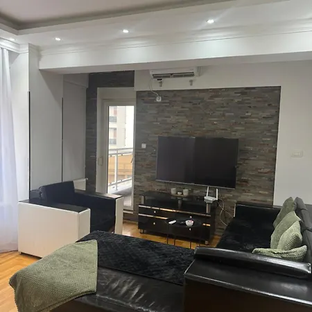 Lux Sunshine Apartman Noviborik * 바냐루카